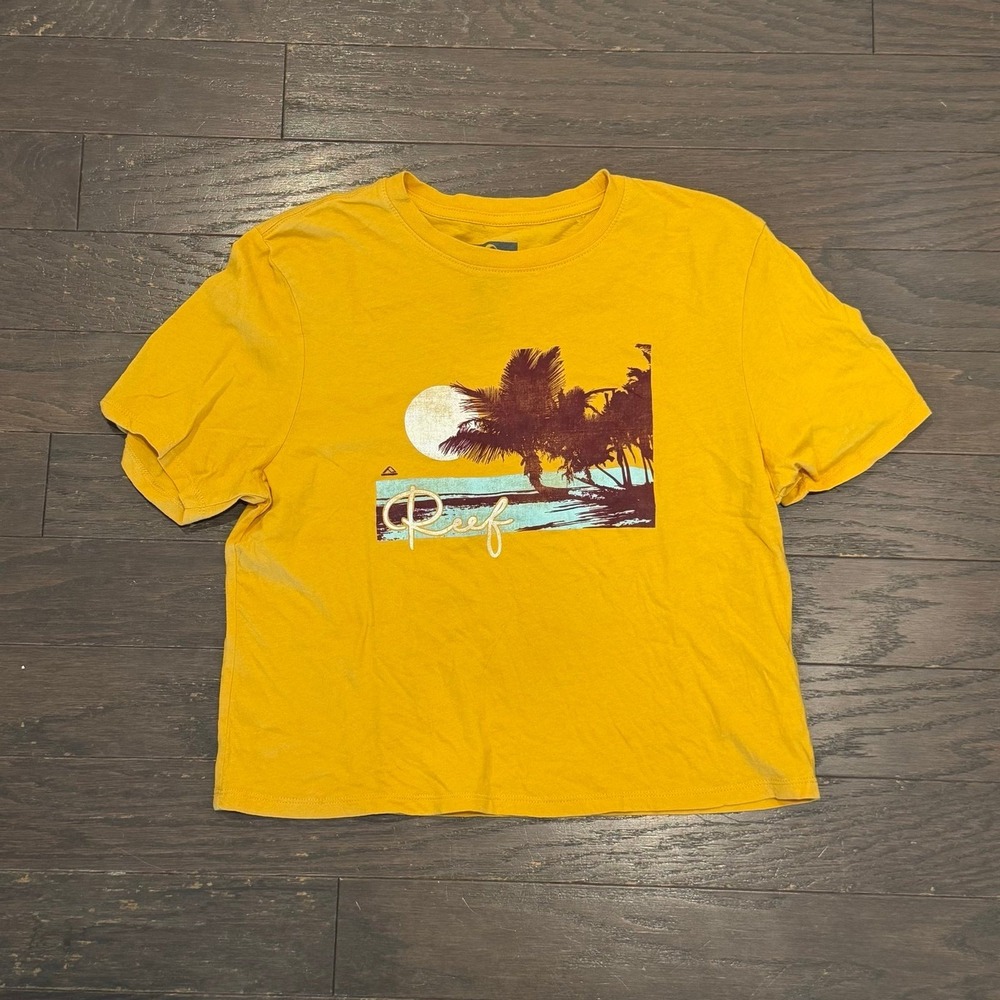 Reef Womens Graphic Crop Tee Mustard Yellow Tropical Palm‎ Tree Surf Shirt Small